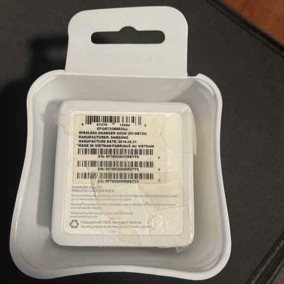 Genuine Samsung Gear S2 Wireless Charging Dock w/ Cable in BOX - Picture 6 of 9